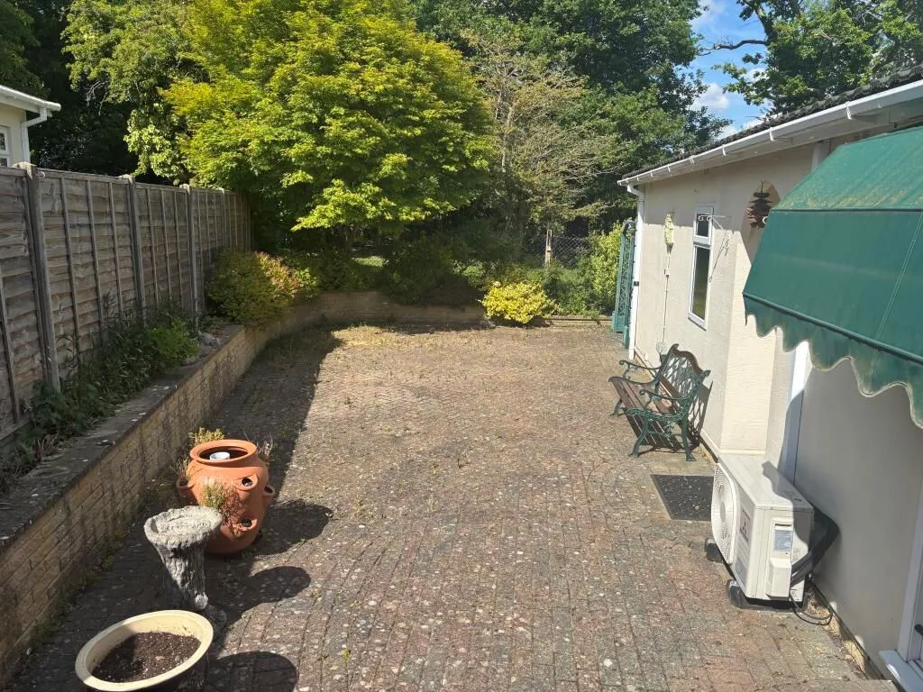 Forest Lane, Tadley, Hampshire, RG26 3NU - Online Properties