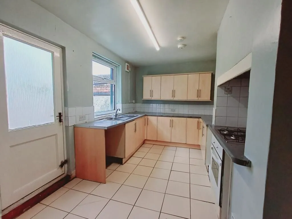 Darlington, County Durham, DL1 5DS - Online Properties