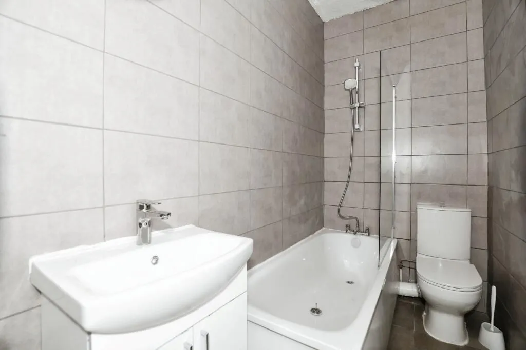 Smallthorne, Stoke-on-Trent, Staffordshire, ST6 1LG - Online Properties