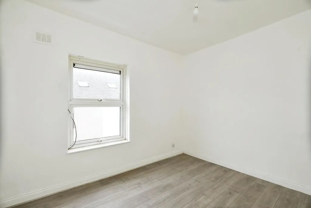 Smallthorne, Stoke-on-Trent, Staffordshire, ST6 1LG - Online Properties