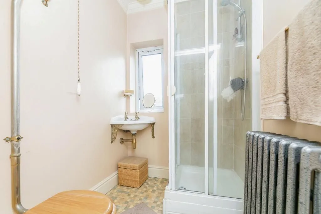 Conisbrough, Doncaster, South Yorkshire, DN12 3AN - Online Properties