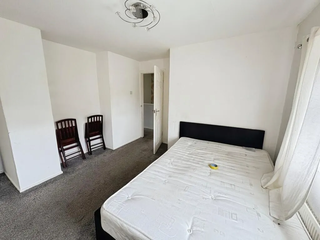 Stoke-on-Trent, Staffordshire, ST2 9JN - Online Properties