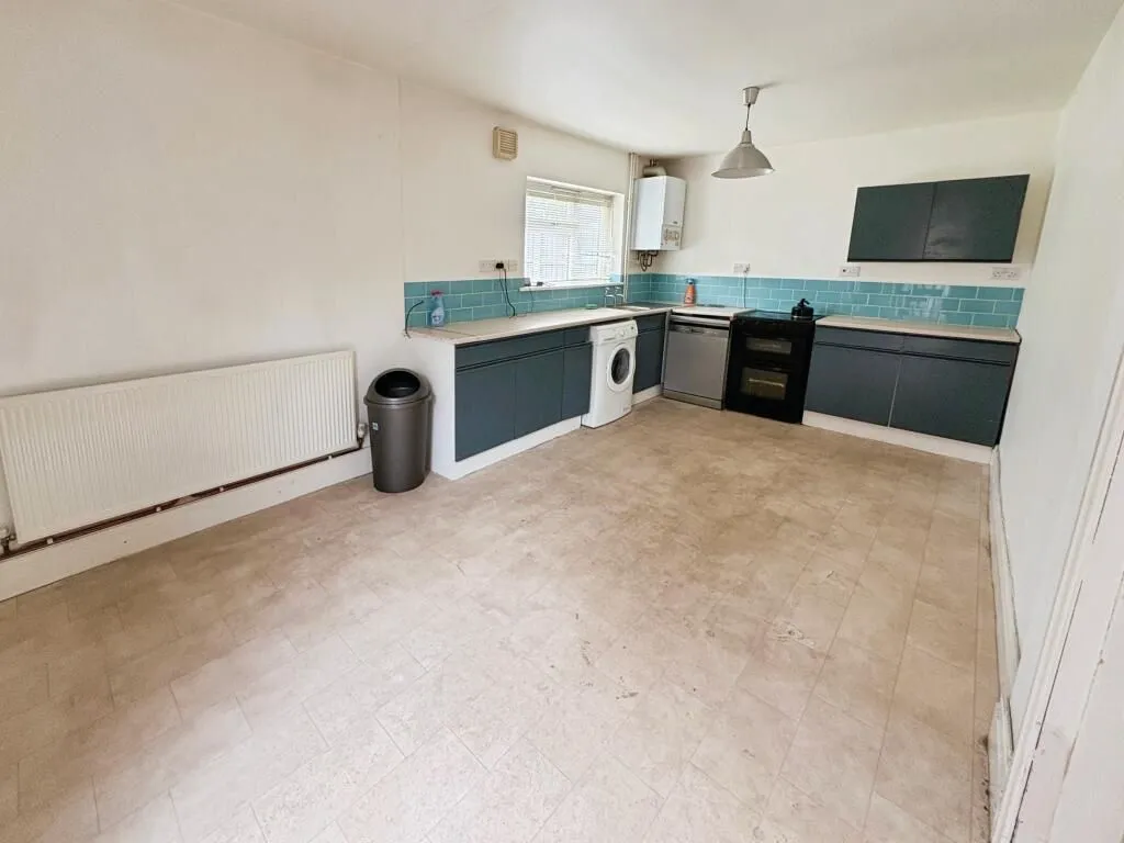 Stoke-on-Trent, Staffordshire, ST2 9JN - Online Properties