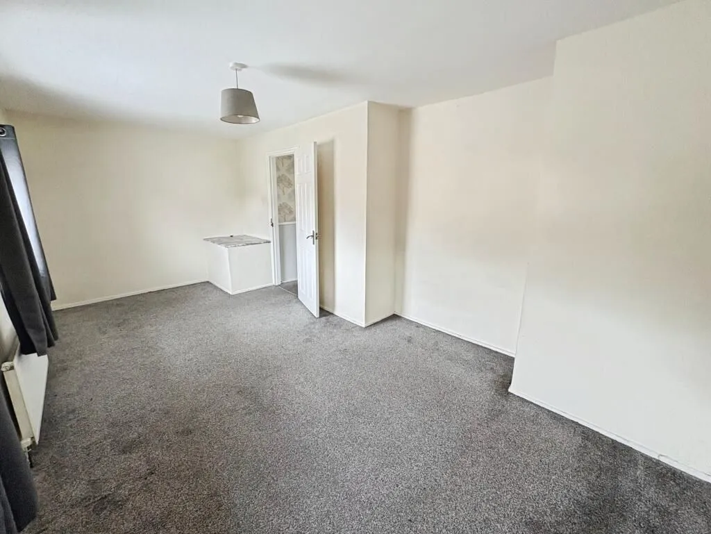 Stoke-on-Trent, Staffordshire, ST2 9JN - Online Properties
