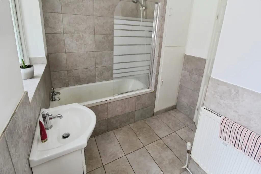 Bracebridge Heath, Lincoln, Lincolnshire, LN4 2QU - Online Properties