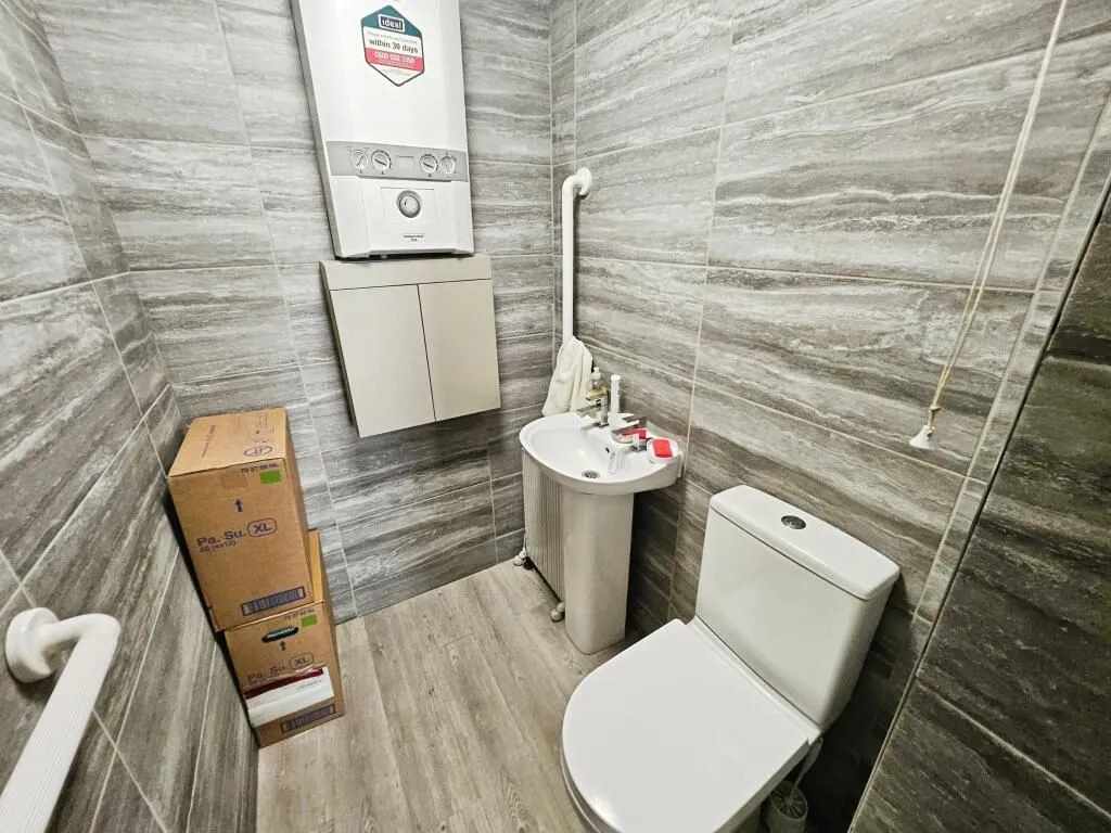 Liverpool, Merseyside, L13 8DH - Online Properties