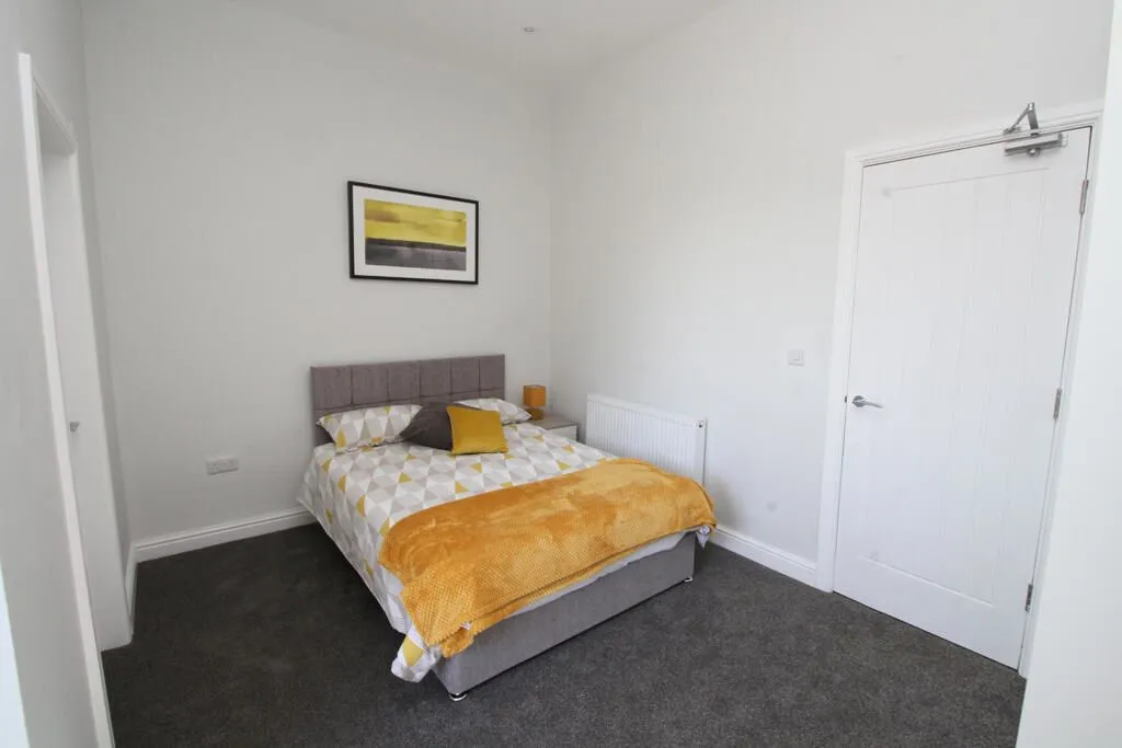Hull, North Humberside, HU3 6HP - Online Properties