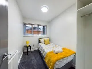 Hull, North Humberside, HU3 6HP - Online Properties