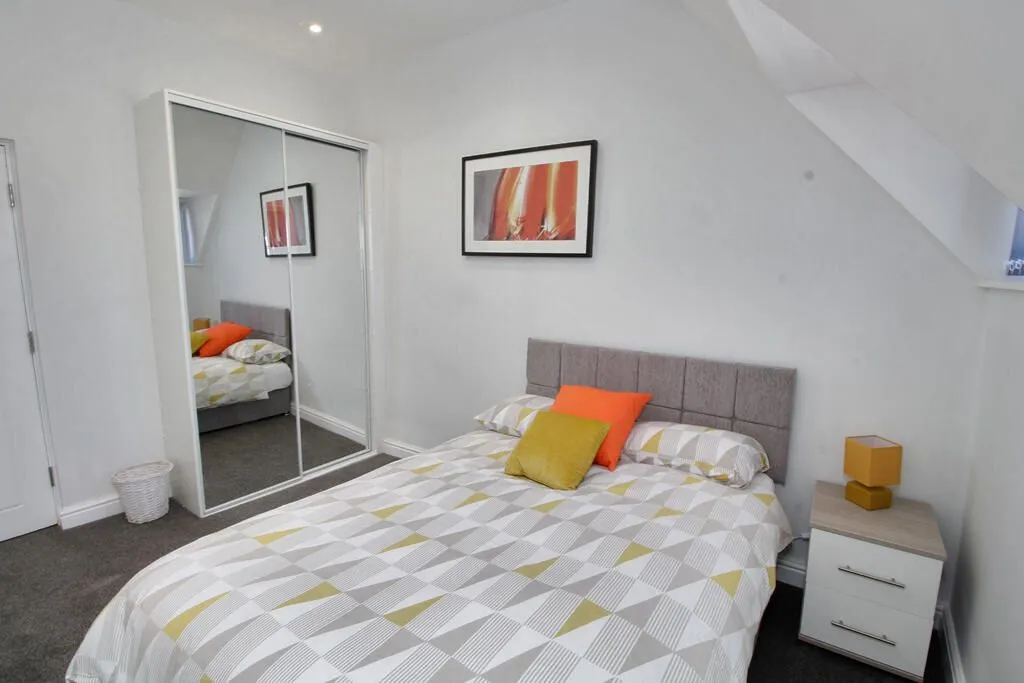 Hull, North Humberside, HU3 6HP - Online Properties
