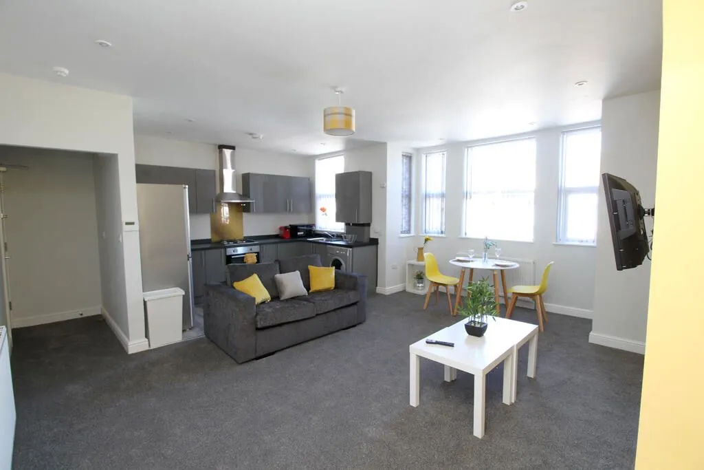 Hull, North Humberside, HU3 6HP - Online Properties