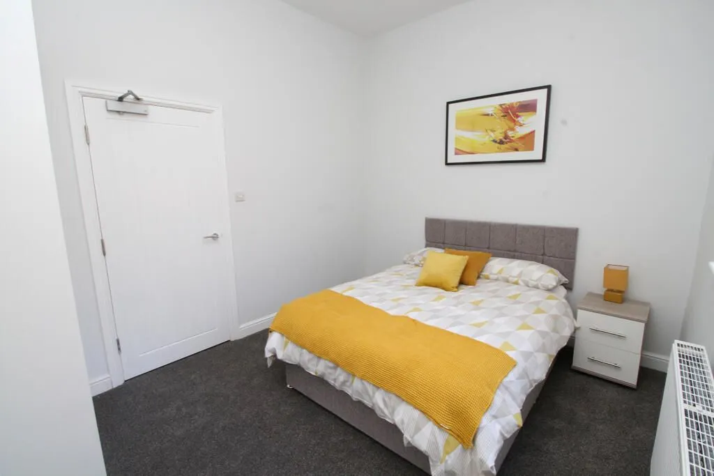 Hull, North Humberside, HU3 6HP - Online Properties