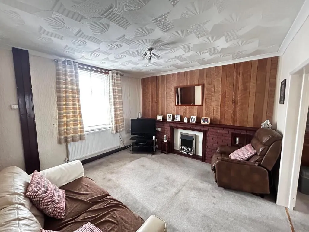 Treorchy, Mid Glamorgan, CF42 6PG - Online Properties