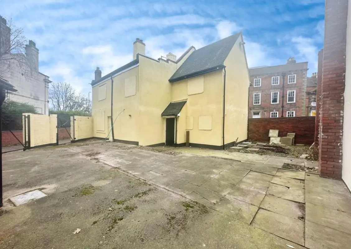 Bilston, Wolverhampton, WV14 0AG - Online Properties