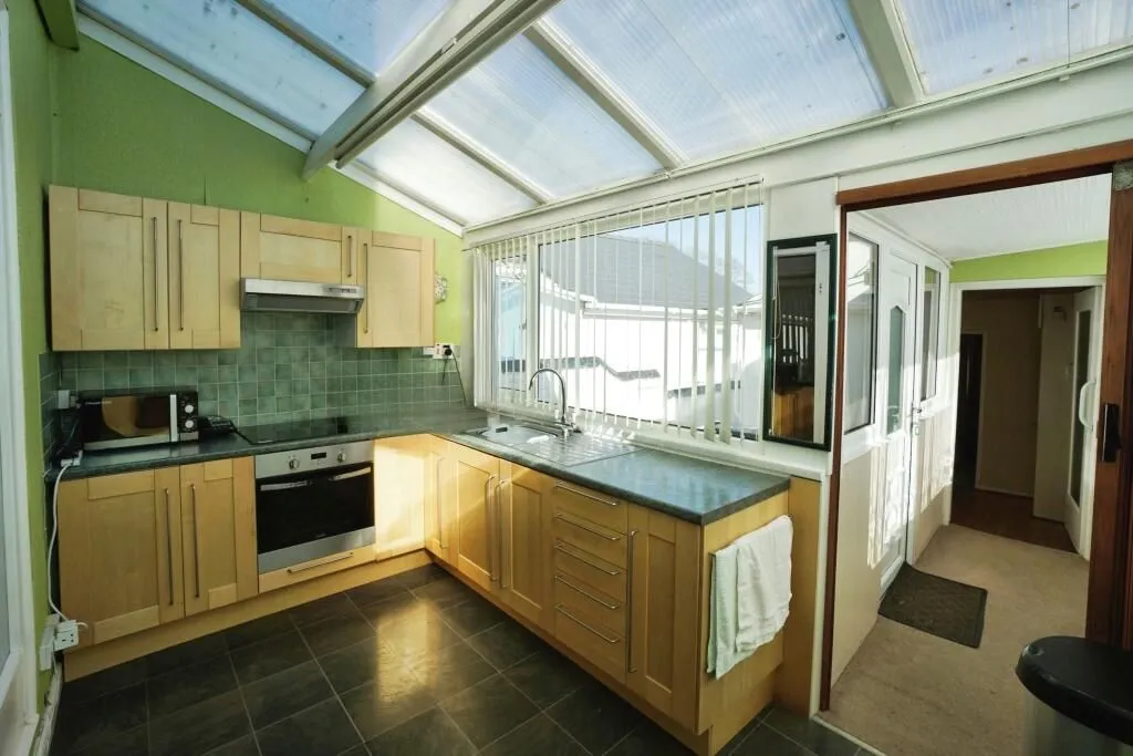 Dudley, West Midlands, DY2 0DL - Online Properties