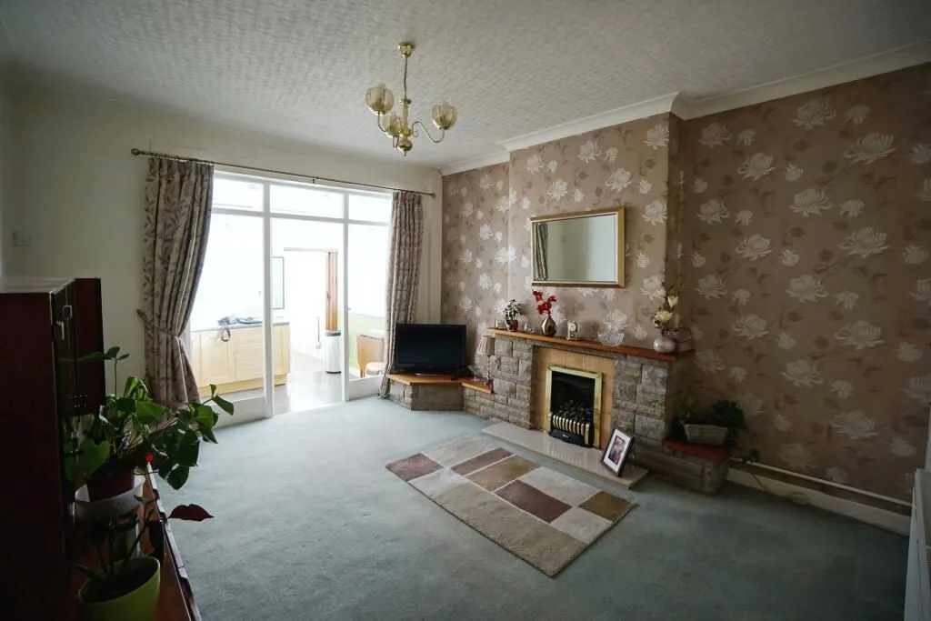 Dudley, West Midlands, DY2 0DL - Online Properties