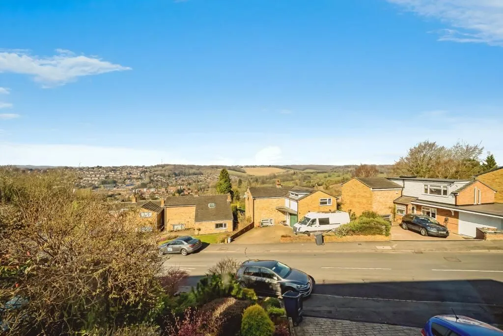 High Wycombe, Buckinghamshire, HP13 5QE - Online Properties