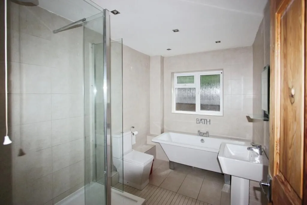 Chelmsford, Essex, CM1 7HB - Online Properties