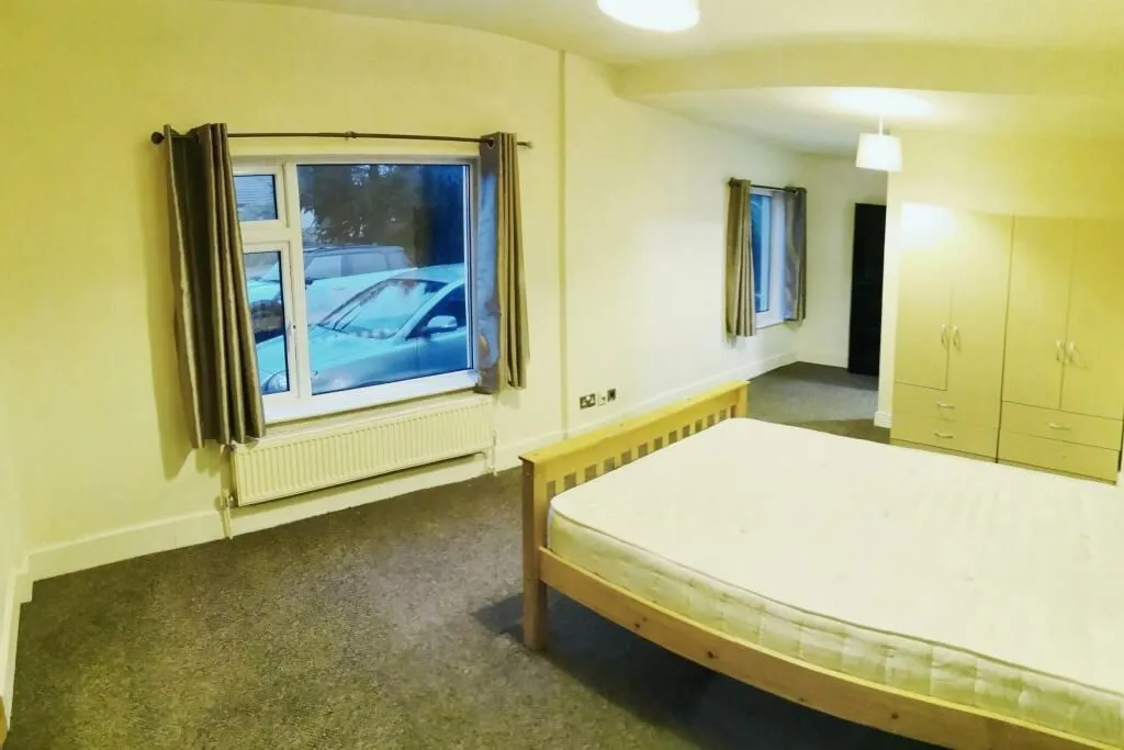 Chelmsford, Essex, CM1 7HB - Online Properties