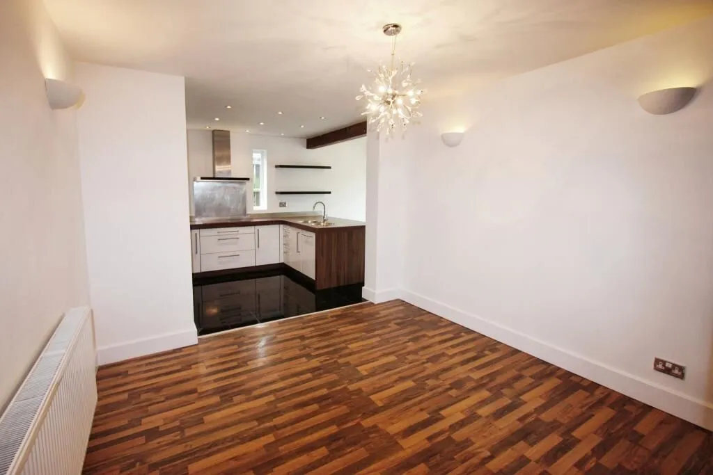 Chelmsford, Essex, CM1 7HB - Online Properties