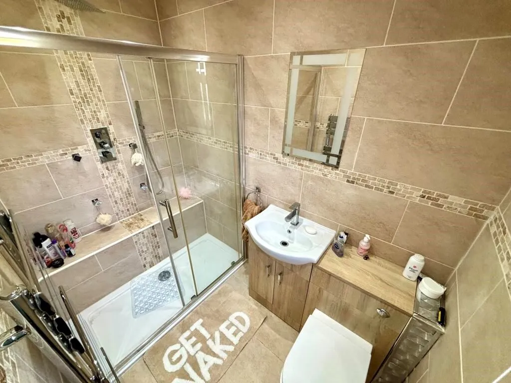 Bradford, West Yorkshire, BD2 3PS - Online Properties