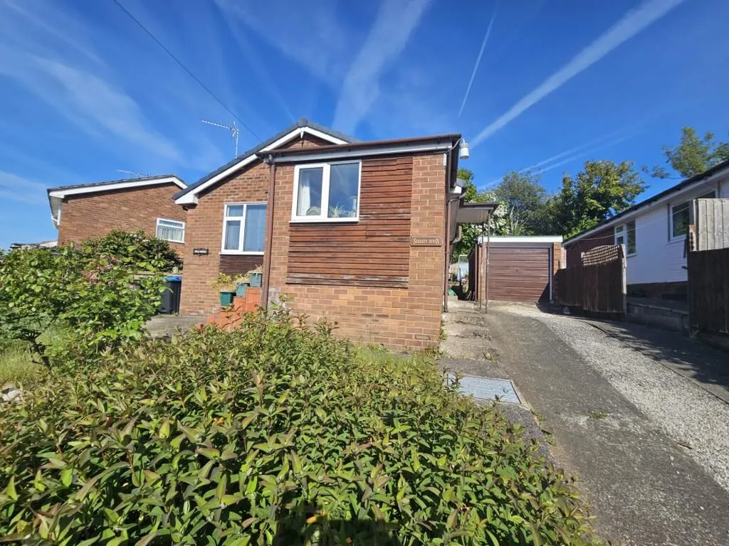 Tarporley, Cheshire, CW6 0DD - Online Properties