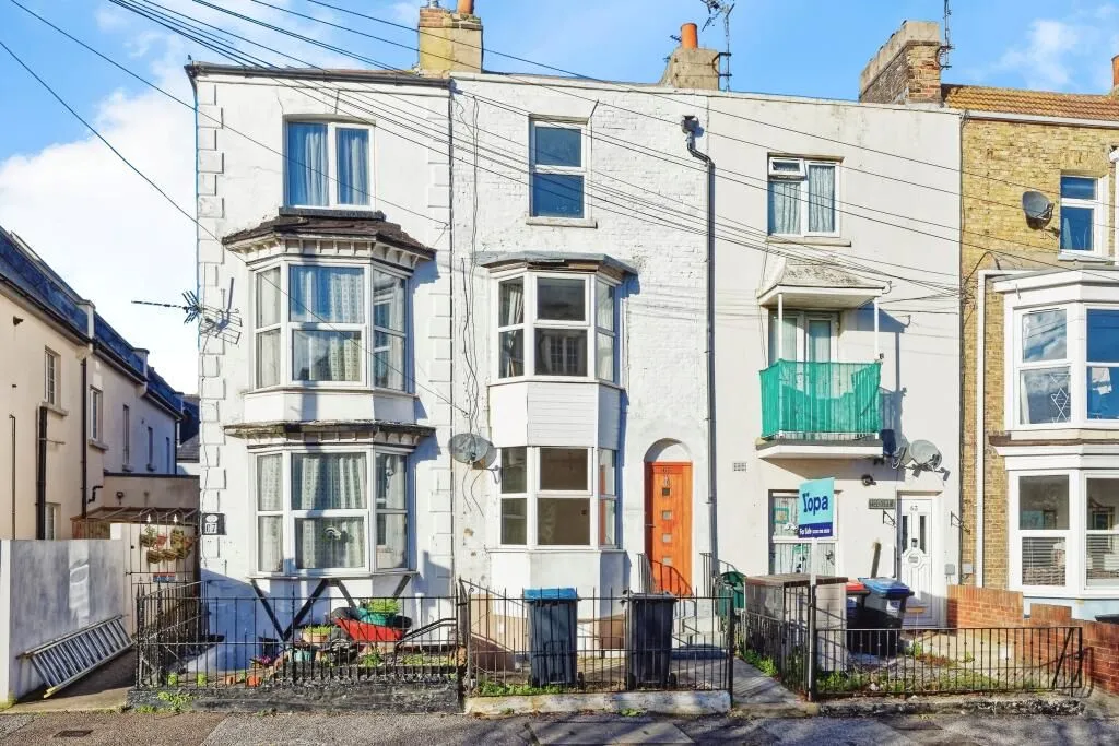 Ramsgate, Kent, CT11 9NP - Online Properties