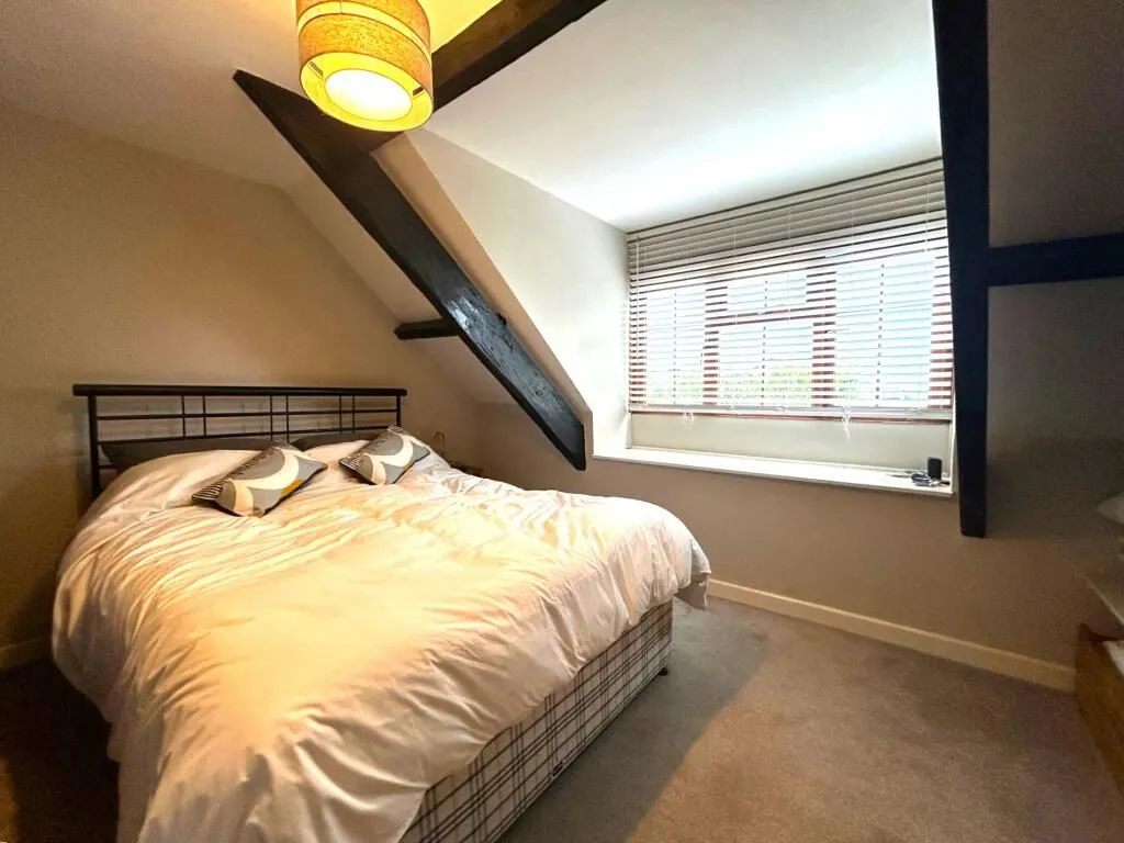 Totnes Road, Strete, Dartmouth, Devon, TQ6 0RU - Online Properties