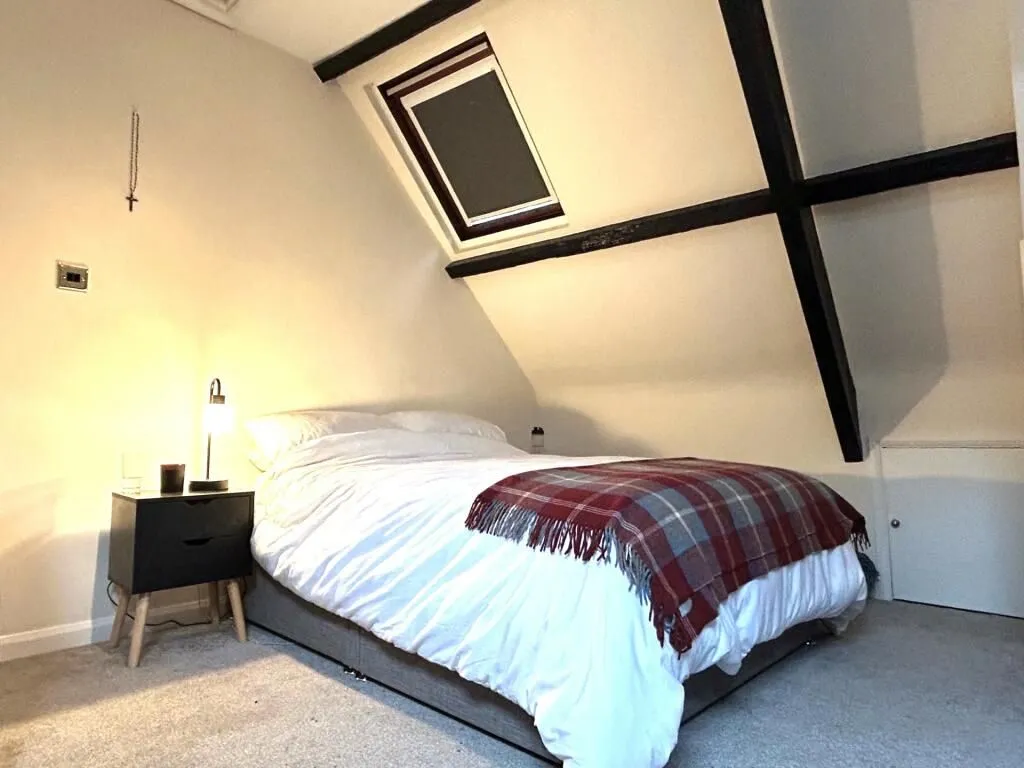 Totnes Road, Strete, Dartmouth, Devon, TQ6 0RU - Online Properties