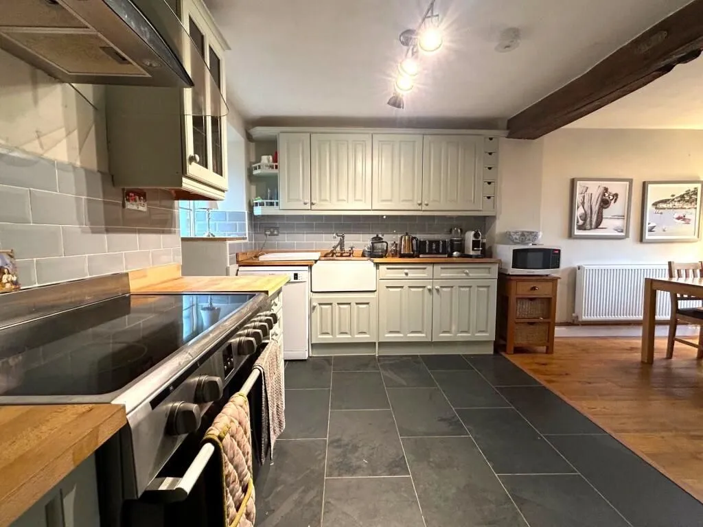 Totnes Road, Strete, Dartmouth, Devon, TQ6 0RU - Online Properties