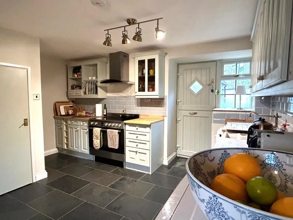 Totnes Road, Strete, Dartmouth, Devon, TQ6 0RU - Online Properties