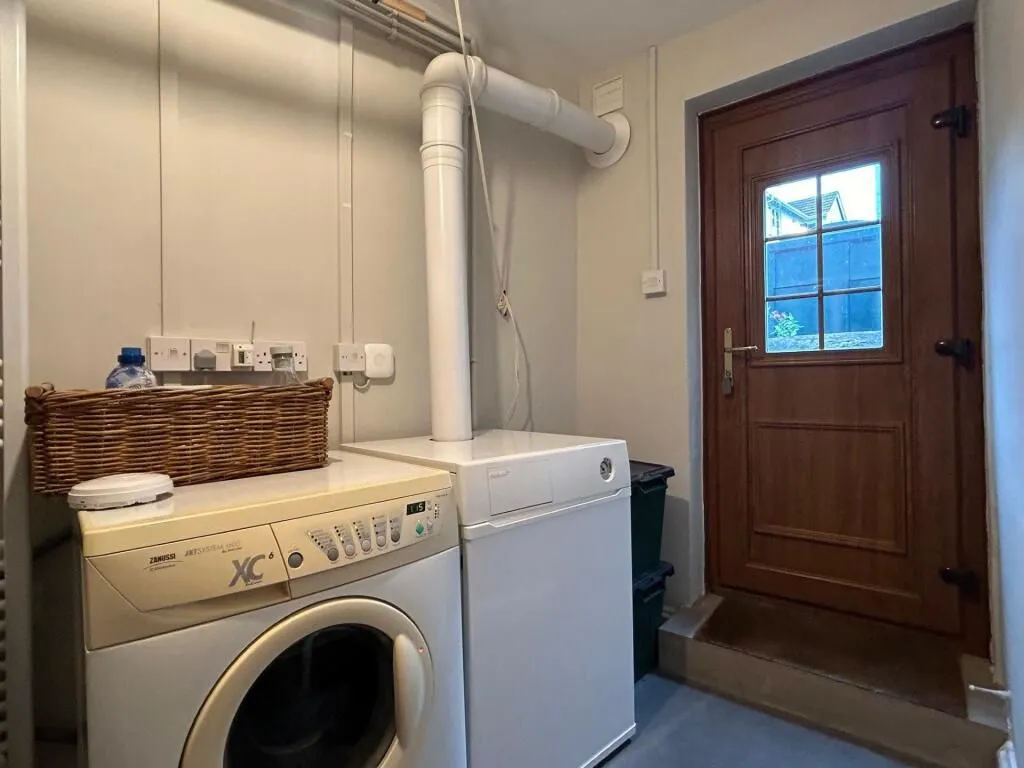 Totnes Road, Strete, Dartmouth, Devon, TQ6 0RU - Online Properties
