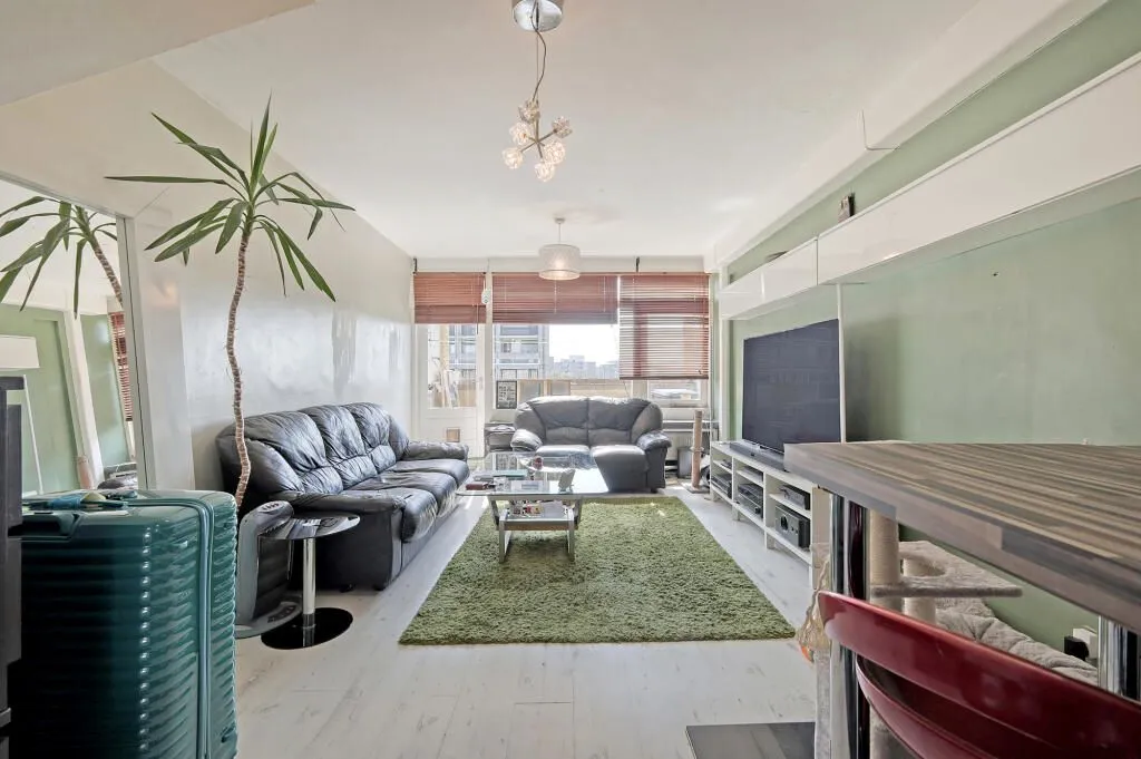 Dunbridge House, Highcliffe Drive, London, SW15 4QD - Online Properties