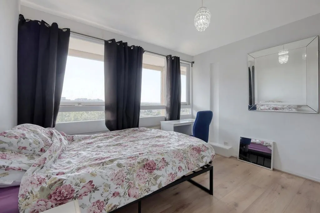 Dunbridge House, Highcliffe Drive, London, SW15 4QD - Online Properties