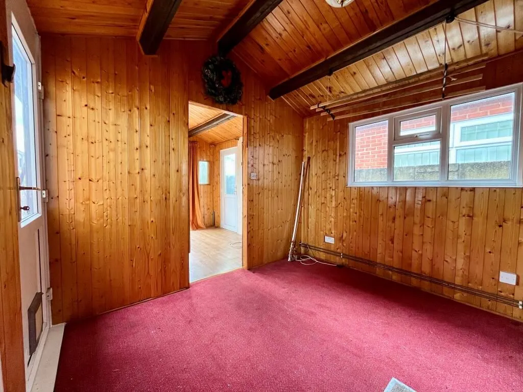 Southampton, Hampshire, SO15 8PG - Online Properties