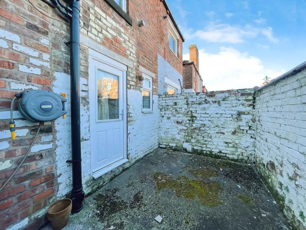 Liverpool, Merseyside, L15 5BD - Online Properties