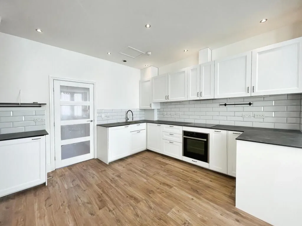 Liverpool, Merseyside, L15 5BD - Online Properties