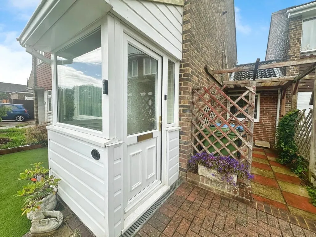 Wick, Littlehampton, West Sussex, BN17 7PF - Online Properties