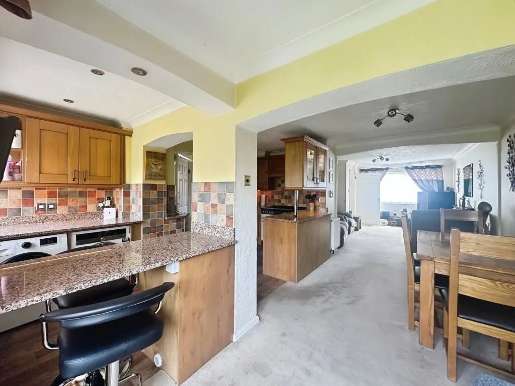 Wick, Littlehampton, West Sussex, BN17 7PF - Online Properties