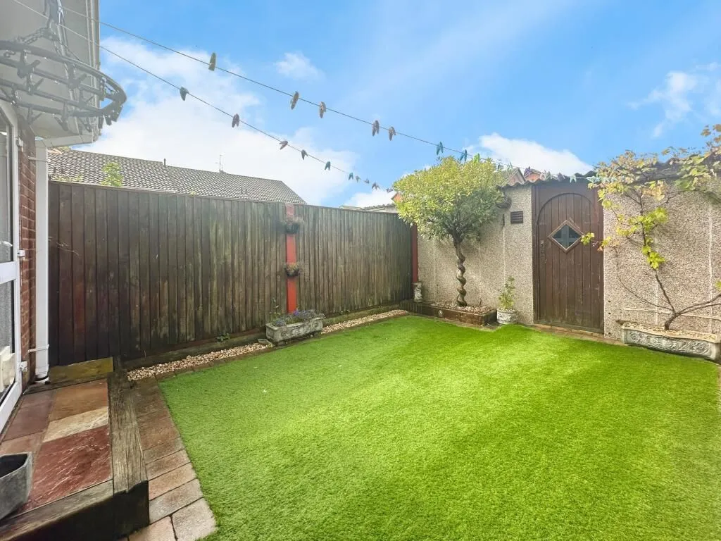 Wick, Littlehampton, West Sussex, BN17 7PF - Online Properties