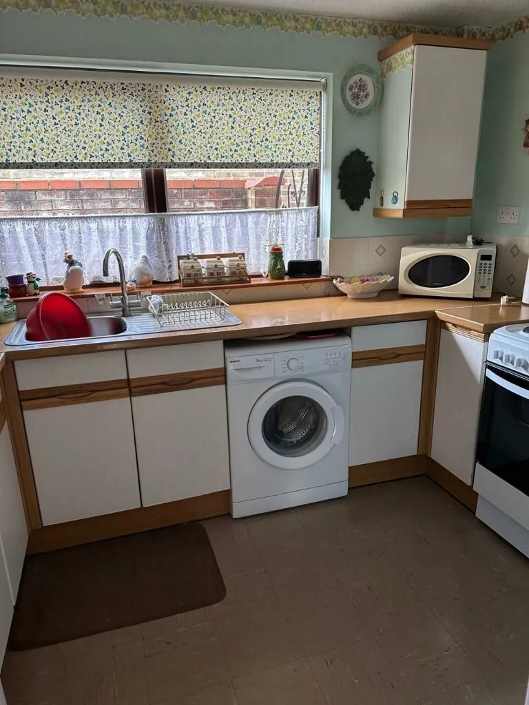 Wellingborough, Northamptonshire, NN8 5YW - Online Properties