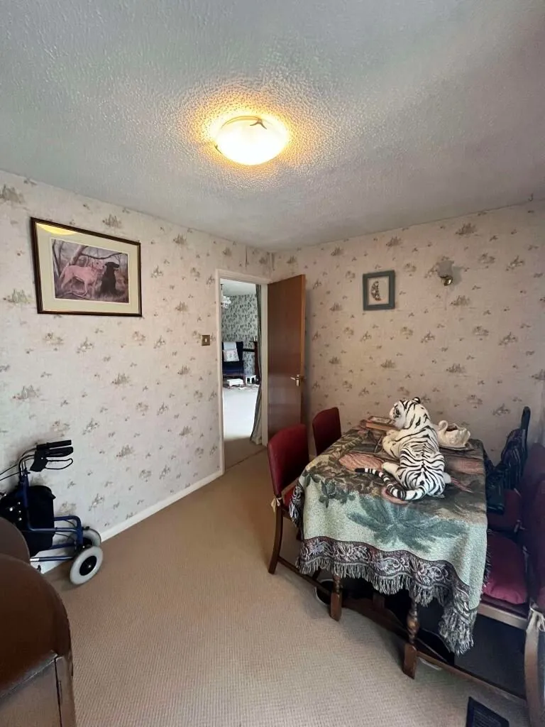 Wellingborough, Northamptonshire, NN8 5YW - Online Properties