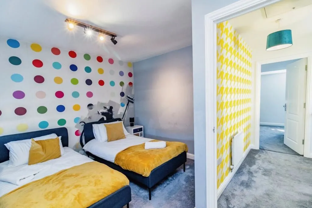 Brooklands, Milton Keynes, Buckinghamshire, MK10 7FF - Online Properties