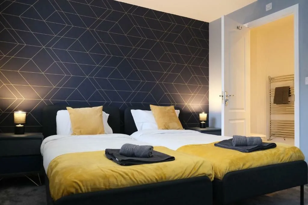 Brooklands, Milton Keynes, Buckinghamshire, MK10 7FF - Online Properties