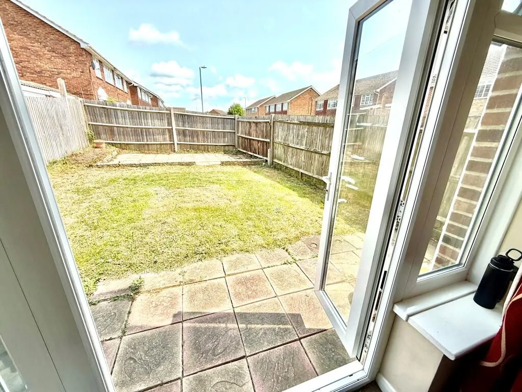 Hailsham, East Sussex, BN27 3DF - Online Properties