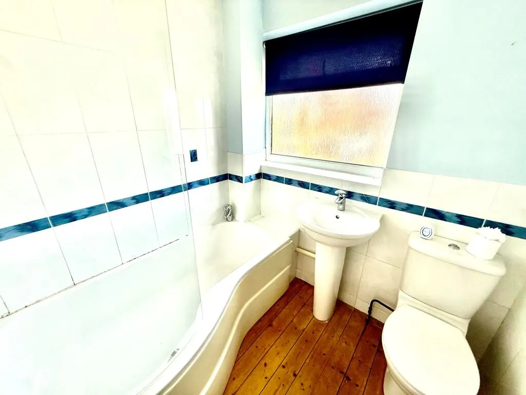 Hailsham, East Sussex, BN27 3DF - Online Properties