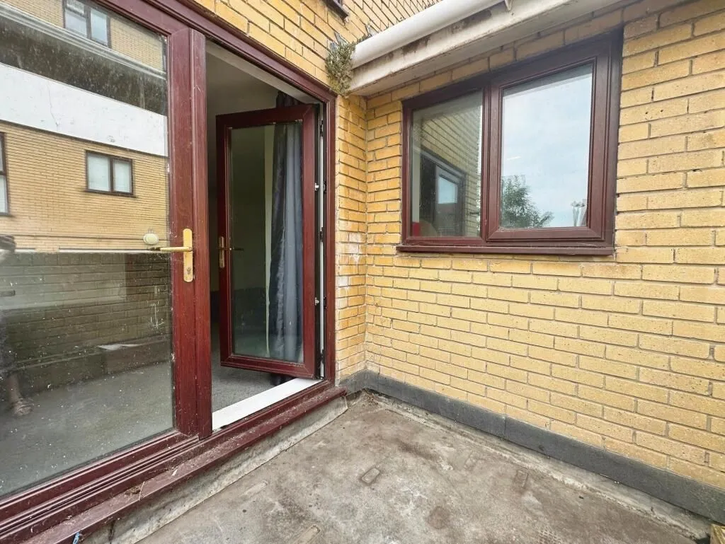 Sandown Heights, Frogmore, Fareham, Hampshire, PO14 3DD - Online Properties