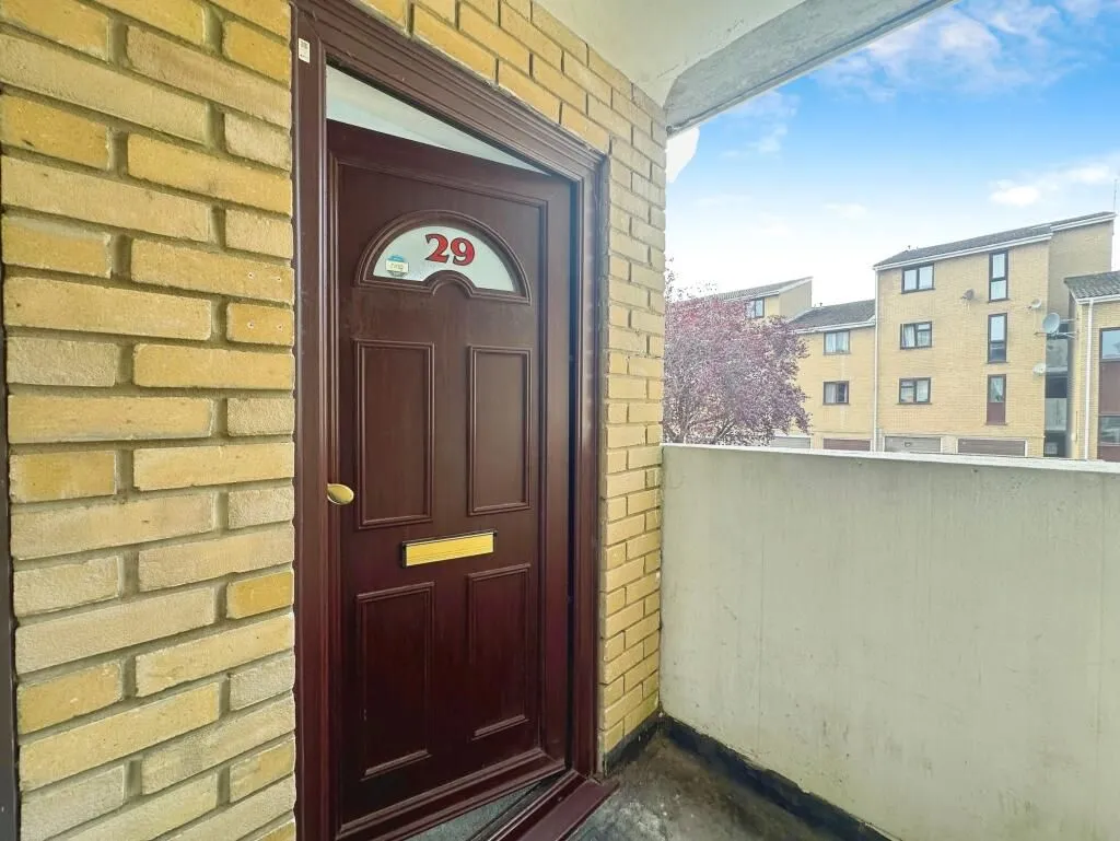 Sandown Heights, Frogmore, Fareham, Hampshire, PO14 3DD - Online Properties