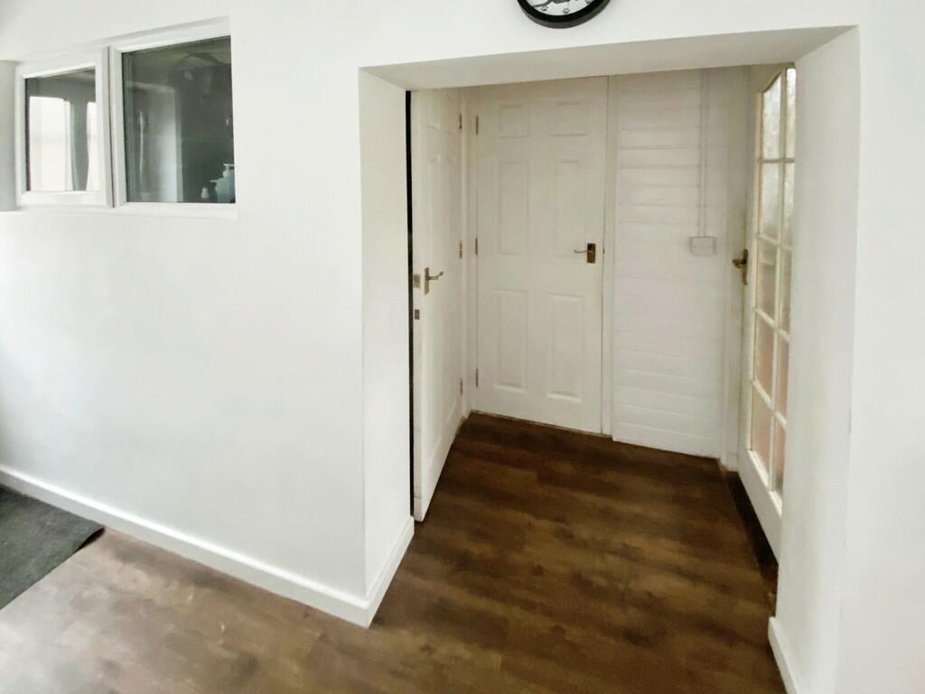 3 bed End of Terrace