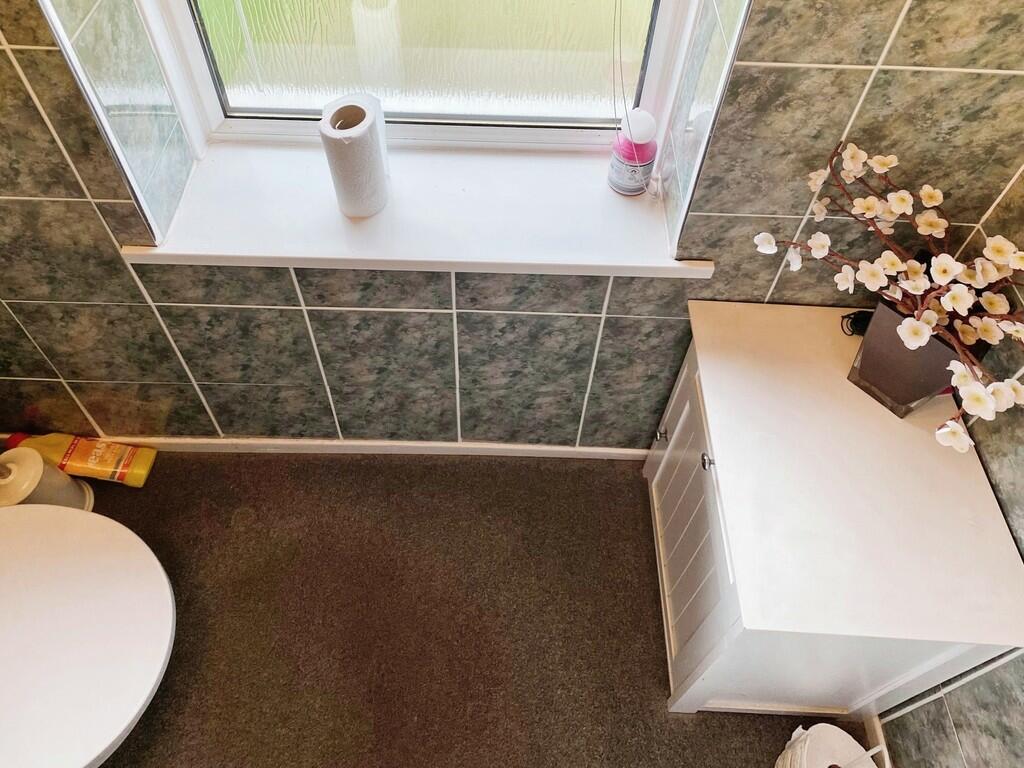 3 bed End of Terrace