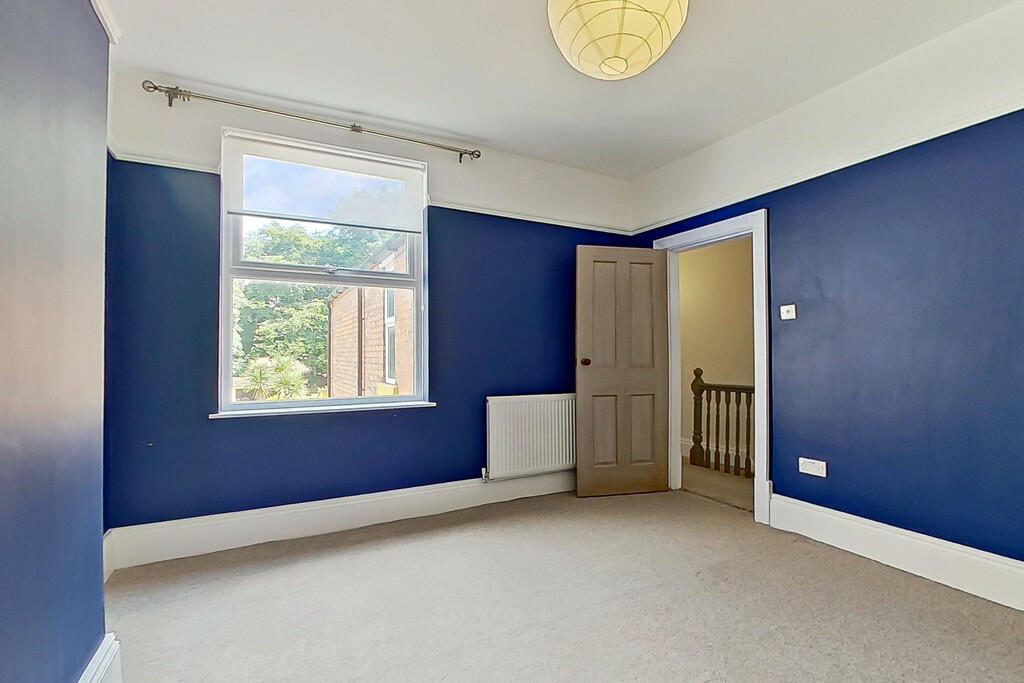 4 bed Semi-Detached